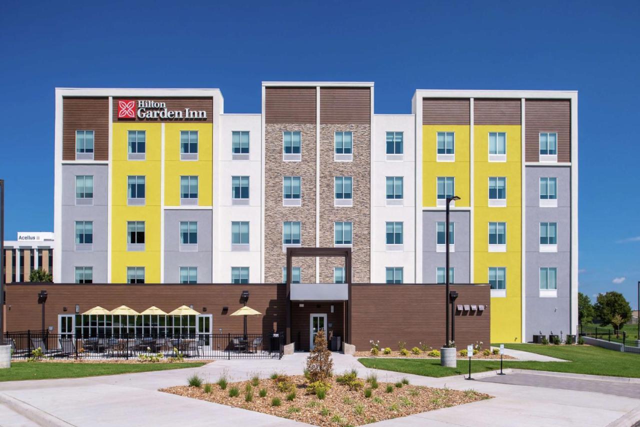 Hilton Garden Inn Kansas City Airport Mo Exterior photo